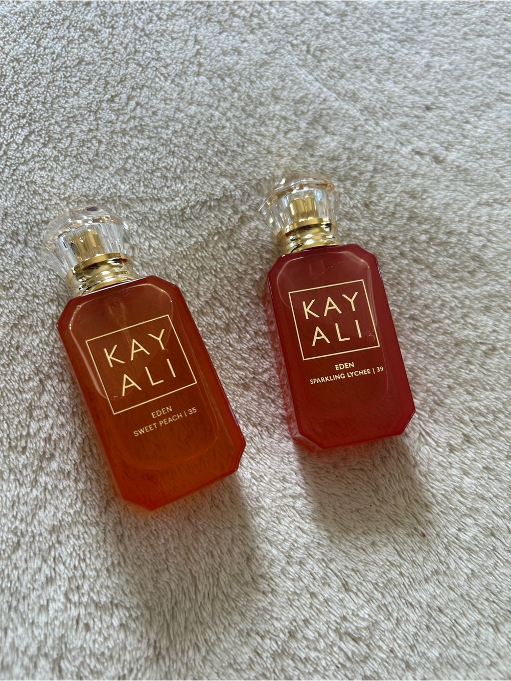 Kayali eden sweet peach & sparkling lychee duo